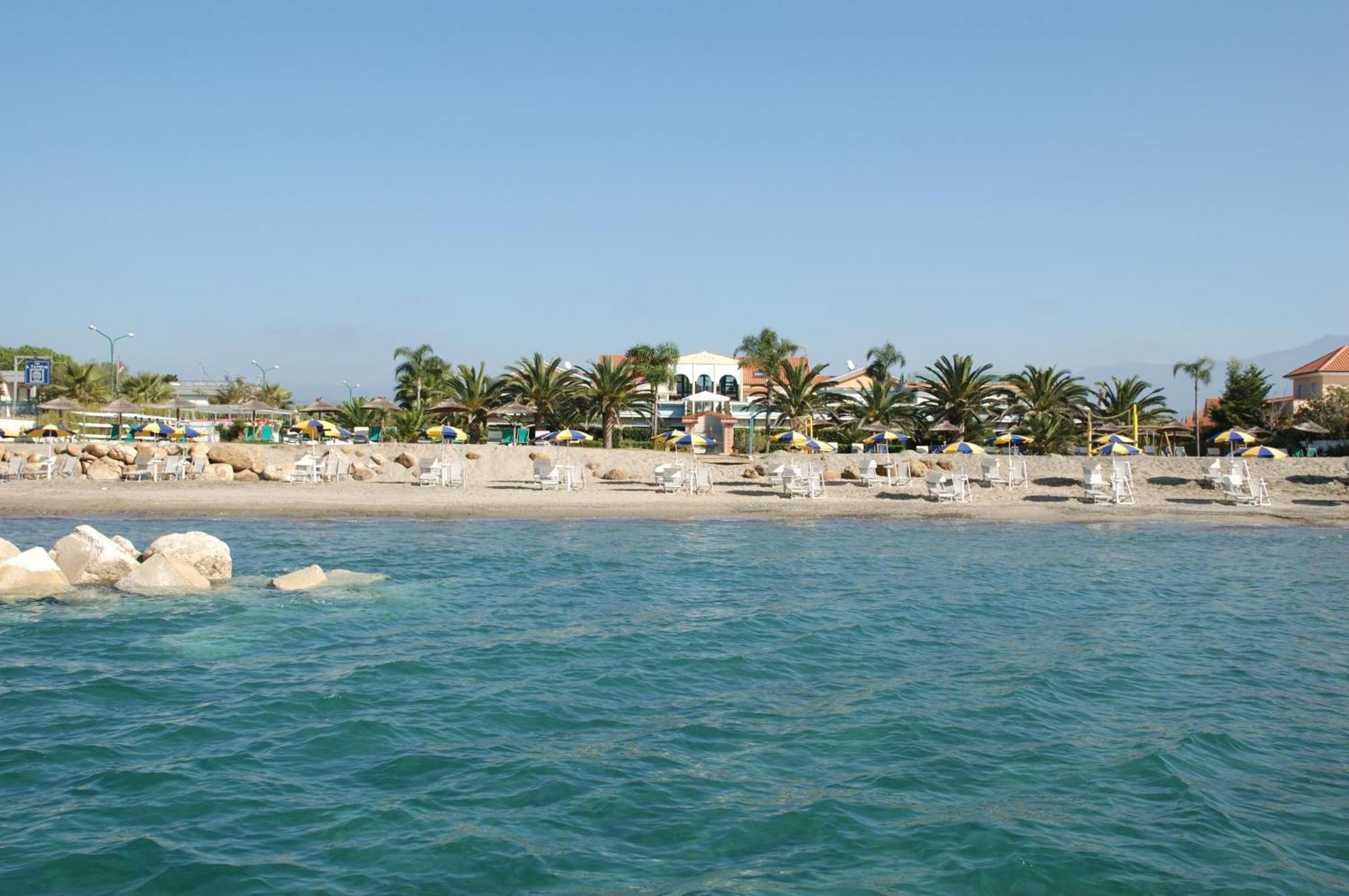 Donnarumma Hotel Casal Velino Esterno foto