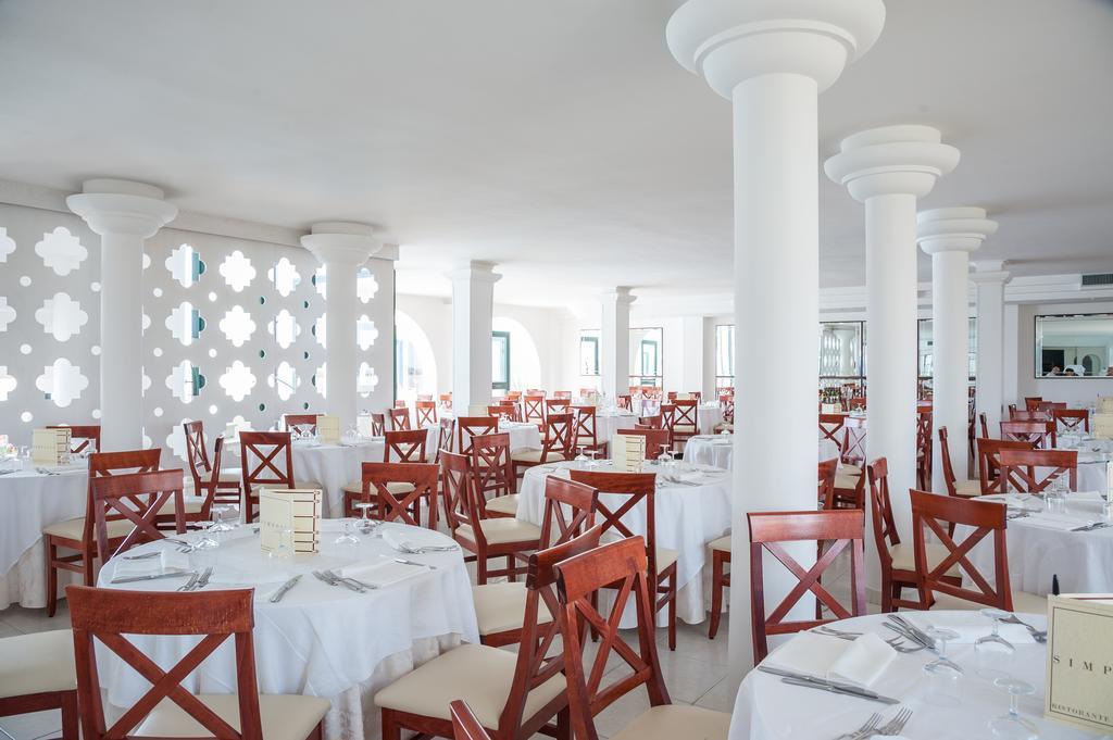 Donnarumma Hotel Casal Velino Esterno foto